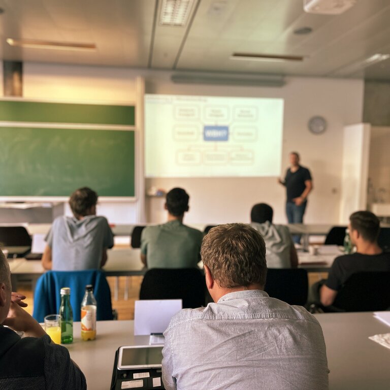 Werkstofftechnik Seminare bei RÜBIG – Schulung mit Praxisbezug